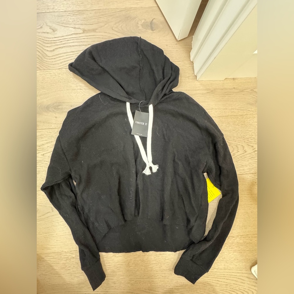 Forever 21 Black Cropped Relaxed Hoodie